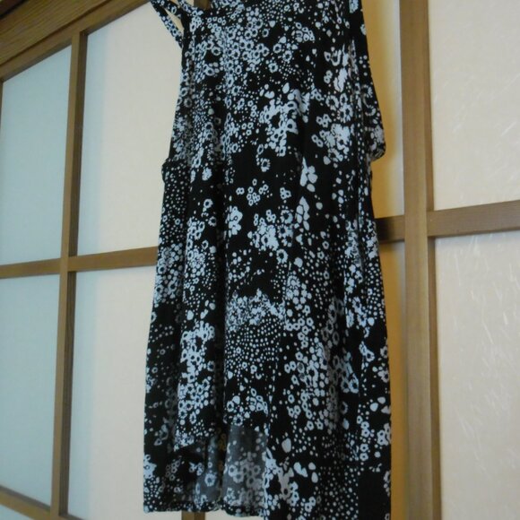 Cute strappy high low top by Arizona Jeans. Small size. - Picture 4 of 8